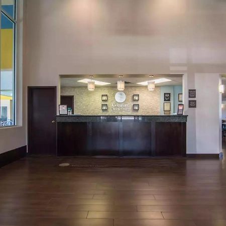 Comfort Inn & Suites South Calgary Zewnętrze zdjęcie