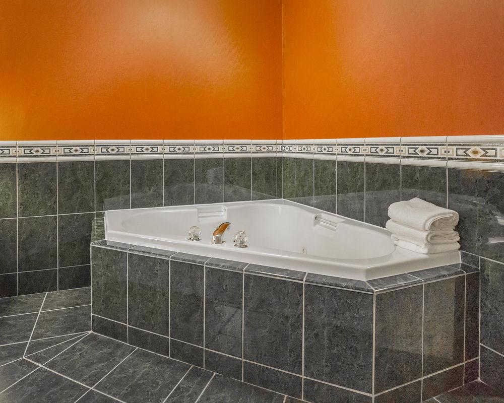 Comfort Inn & Suites South Calgary Zewnętrze zdjęcie