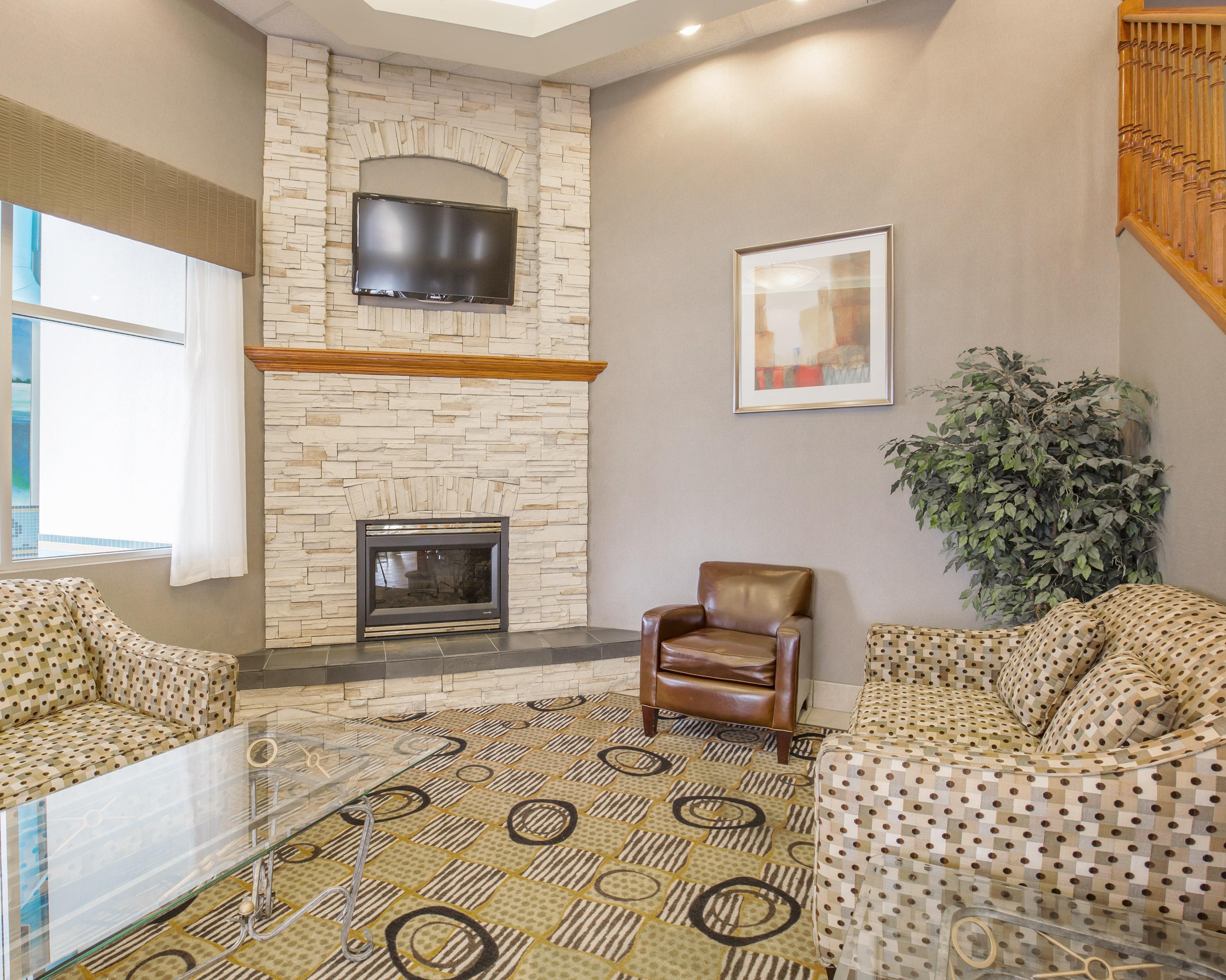 Comfort Inn & Suites South Calgary Zewnętrze zdjęcie