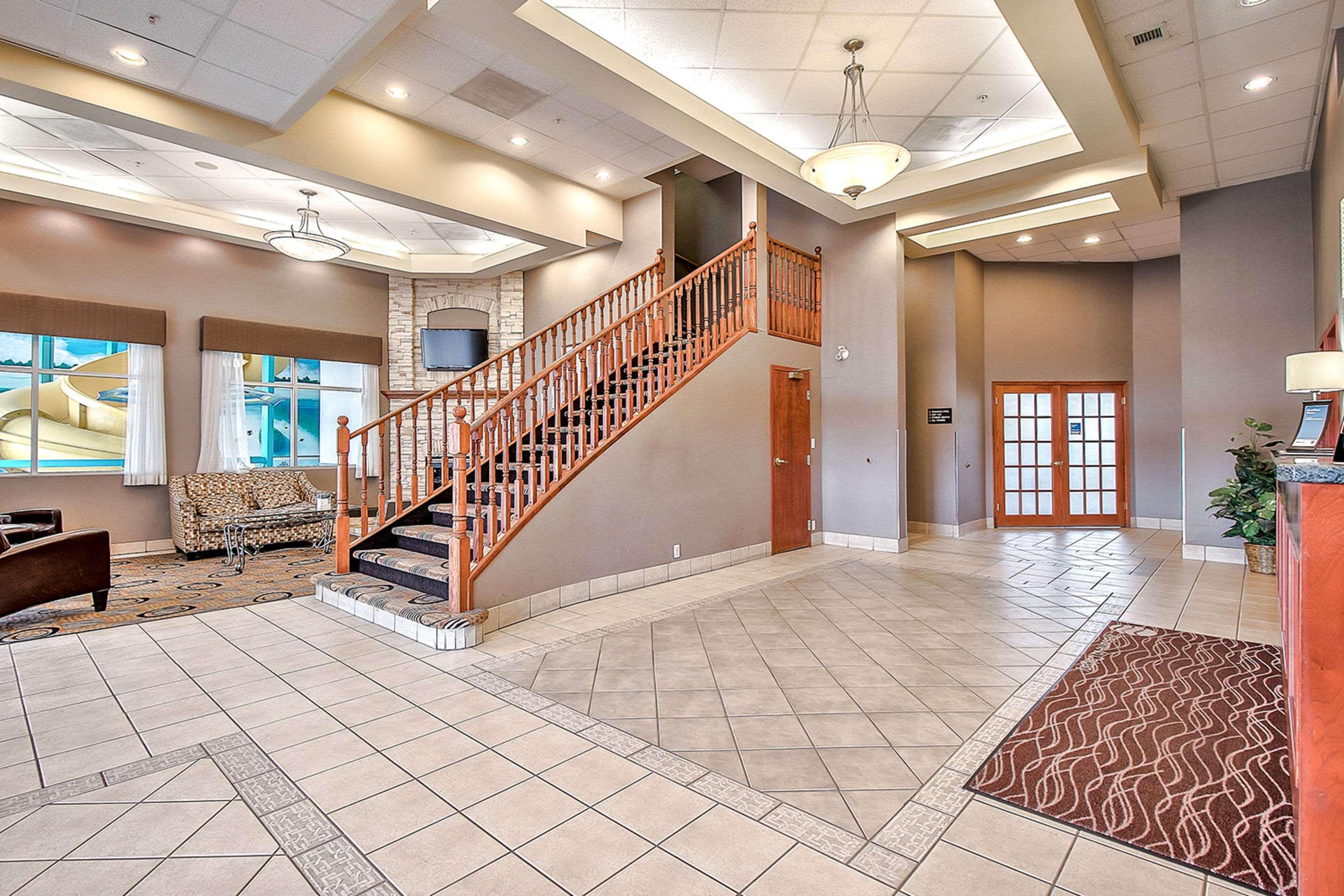 Comfort Inn & Suites South Calgary Zewnętrze zdjęcie