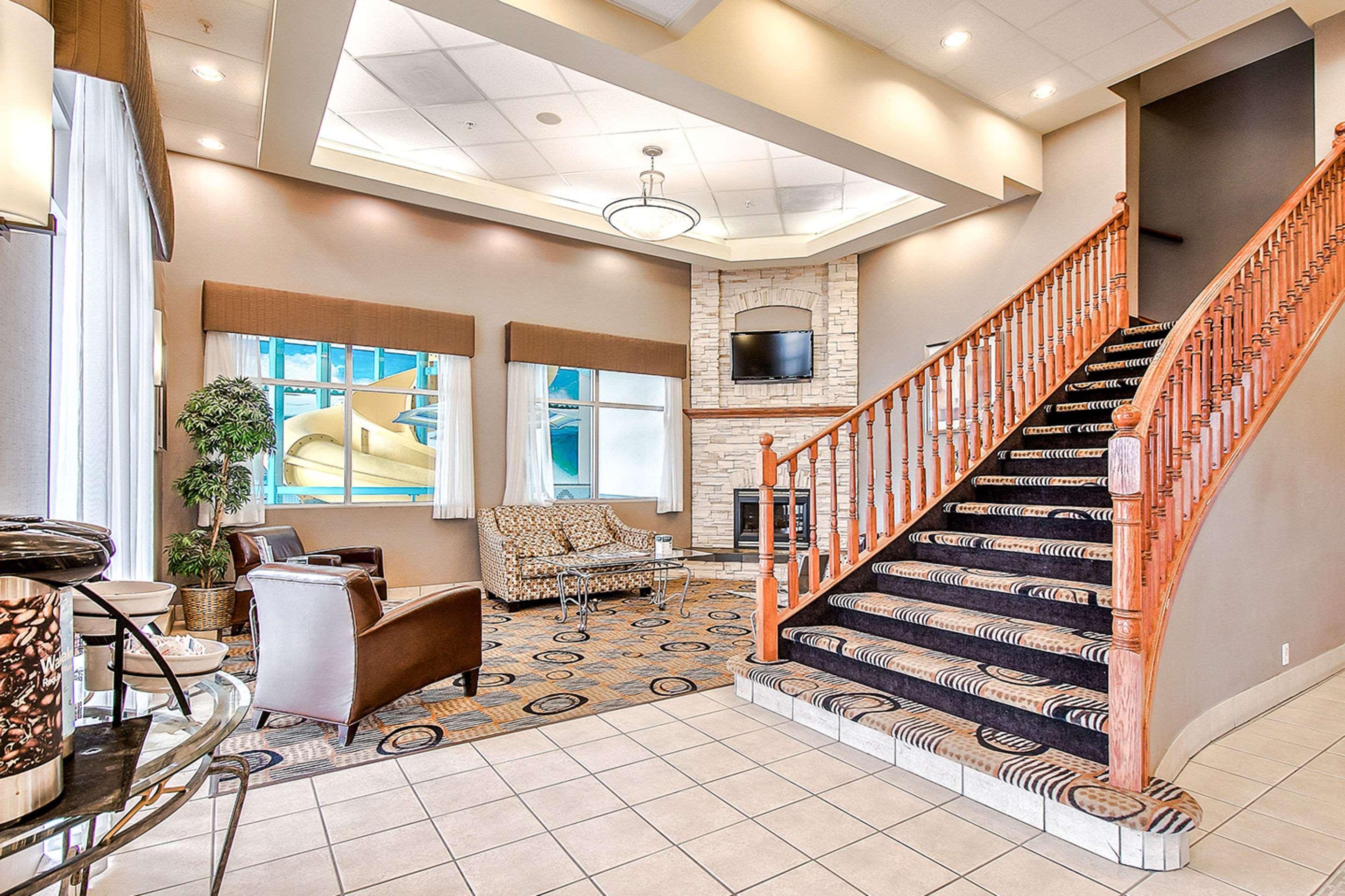 Comfort Inn & Suites South Calgary Zewnętrze zdjęcie