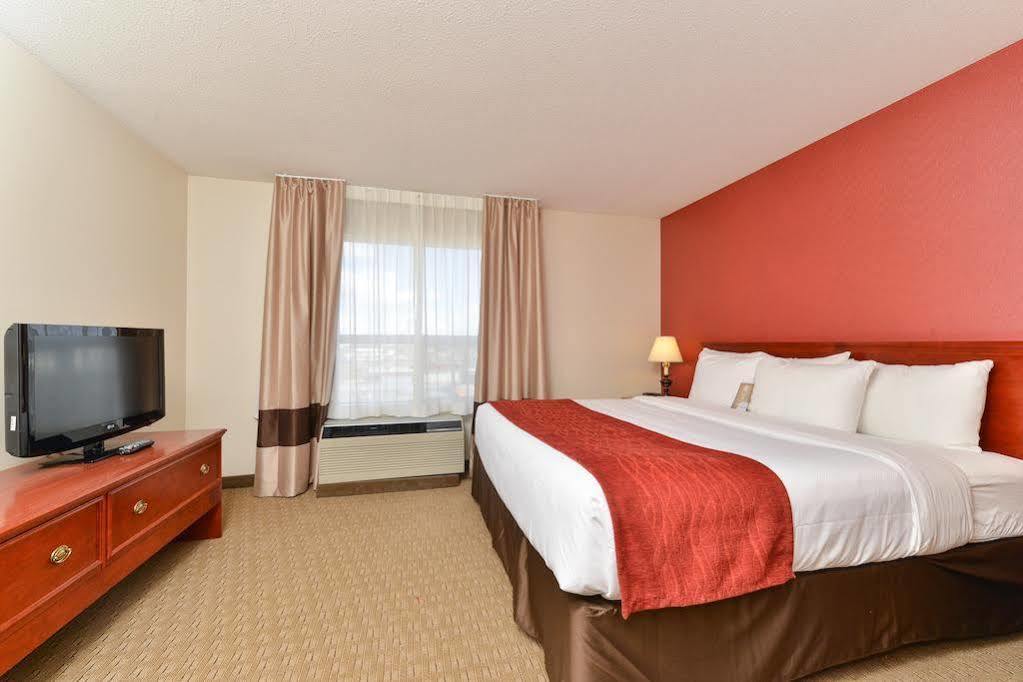 Comfort Inn & Suites South Calgary Zewnętrze zdjęcie