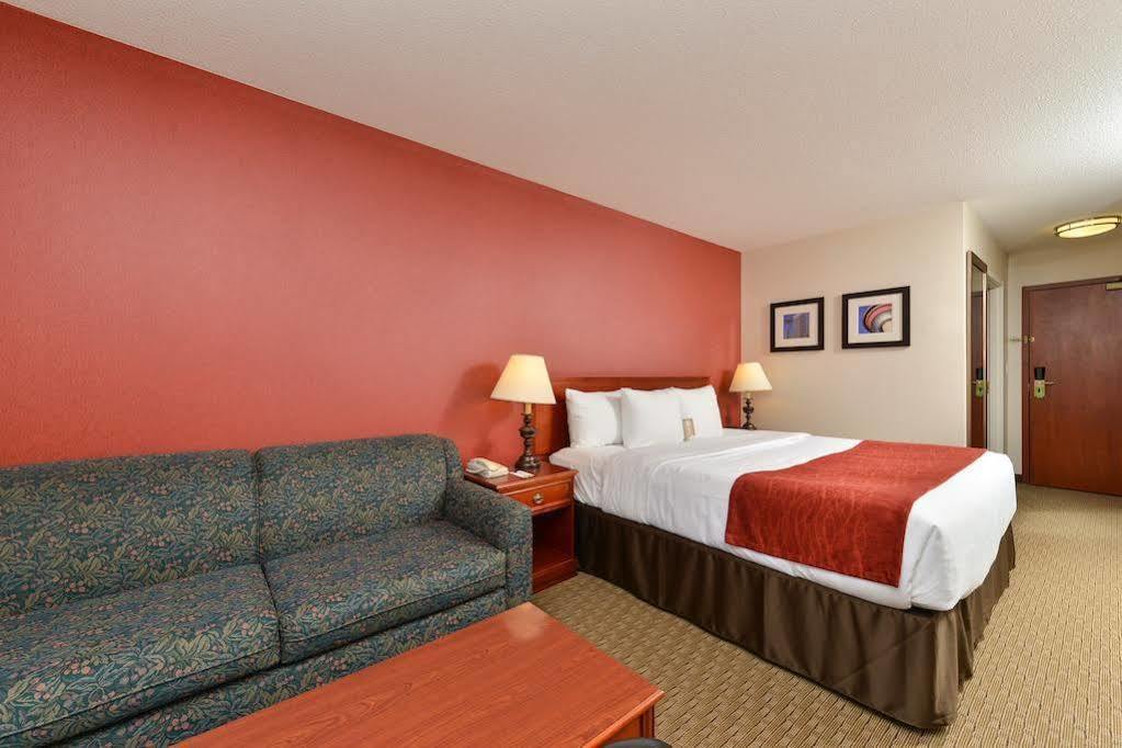 Comfort Inn & Suites South Calgary Zewnętrze zdjęcie