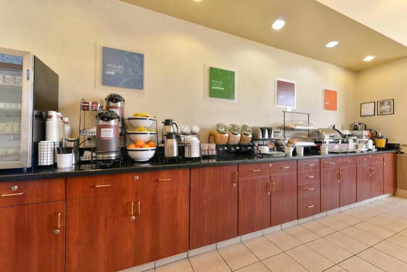 Comfort Inn & Suites South Calgary Zewnętrze zdjęcie