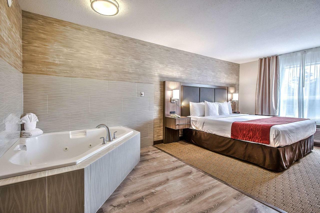 Comfort Inn & Suites South Calgary Zewnętrze zdjęcie